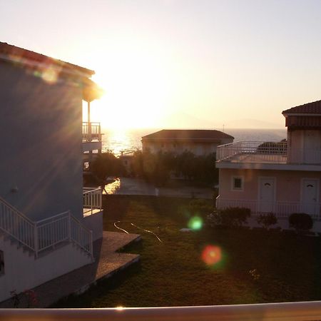 Kastro Beach Hotel מראה חיצוני תמונה