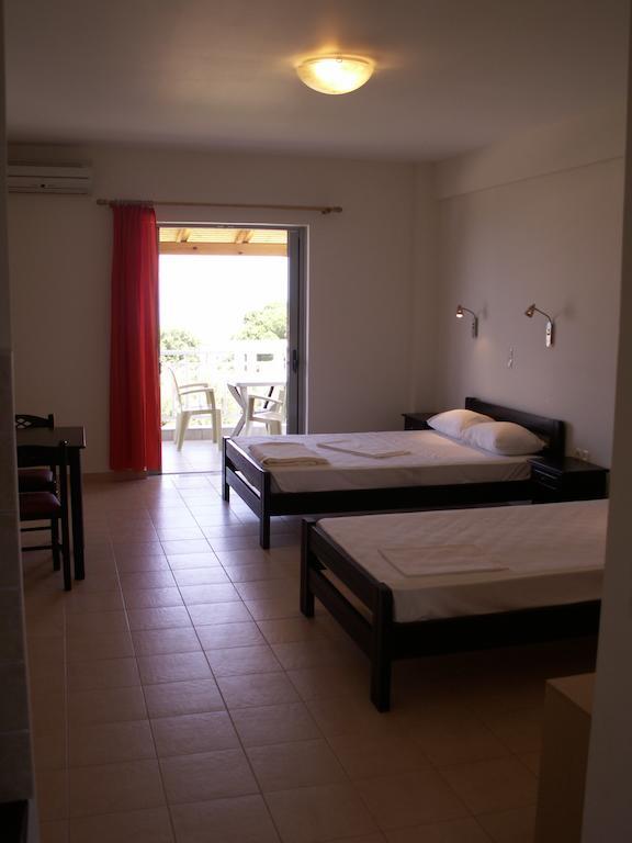 Kastro Beach Hotel חדר תמונה